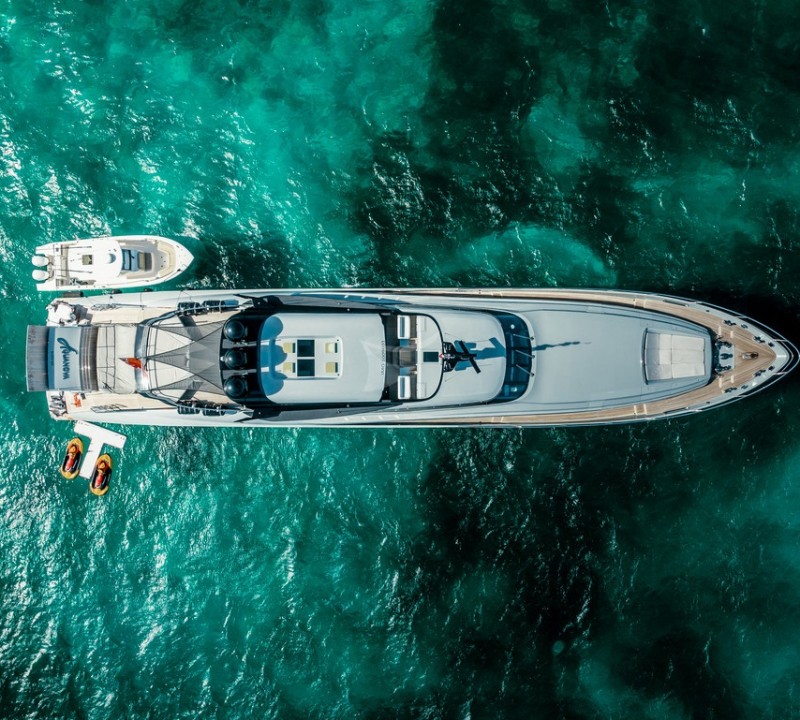 AQUANOVA Yacht Charter Details, Palmer Johnson | CHARTERWORLD Luxury ...